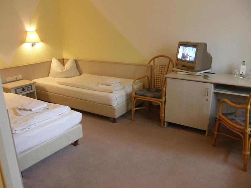 Ka Ka Hotel Garni image