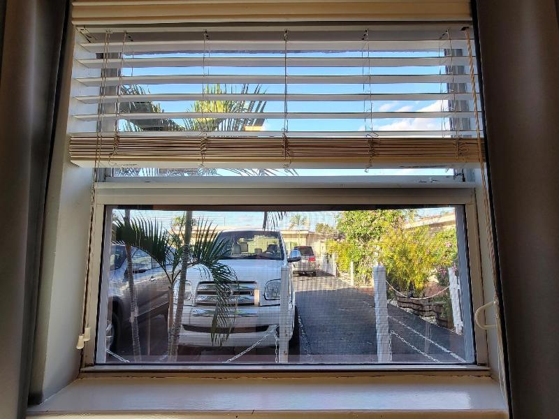 Barefoot Mailman Motel image