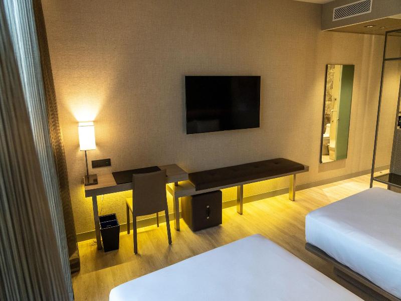 Ac Hotel By Marriott Monterrey Valle. image