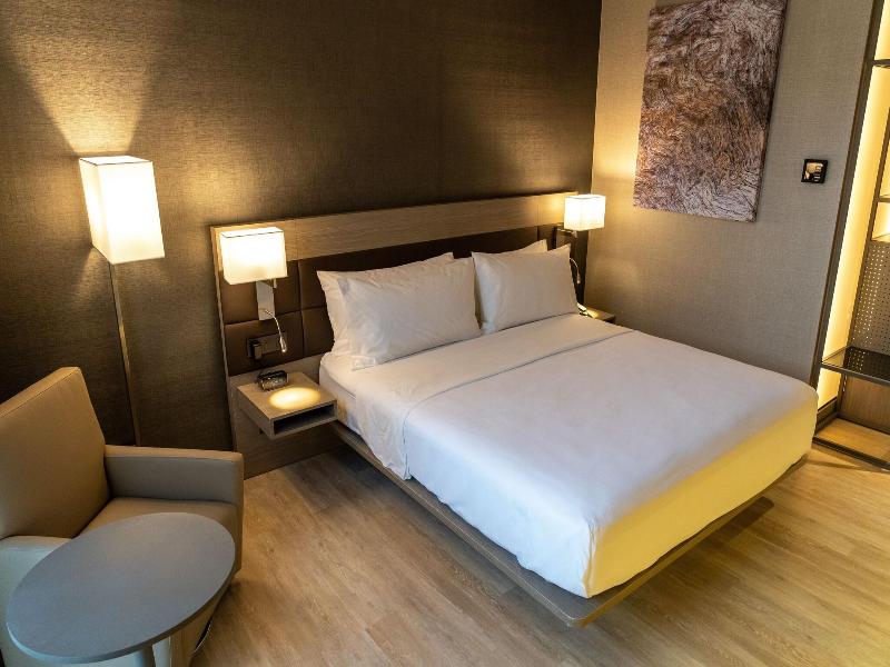 Ac Hotel By Marriott Monterrey Valle. image