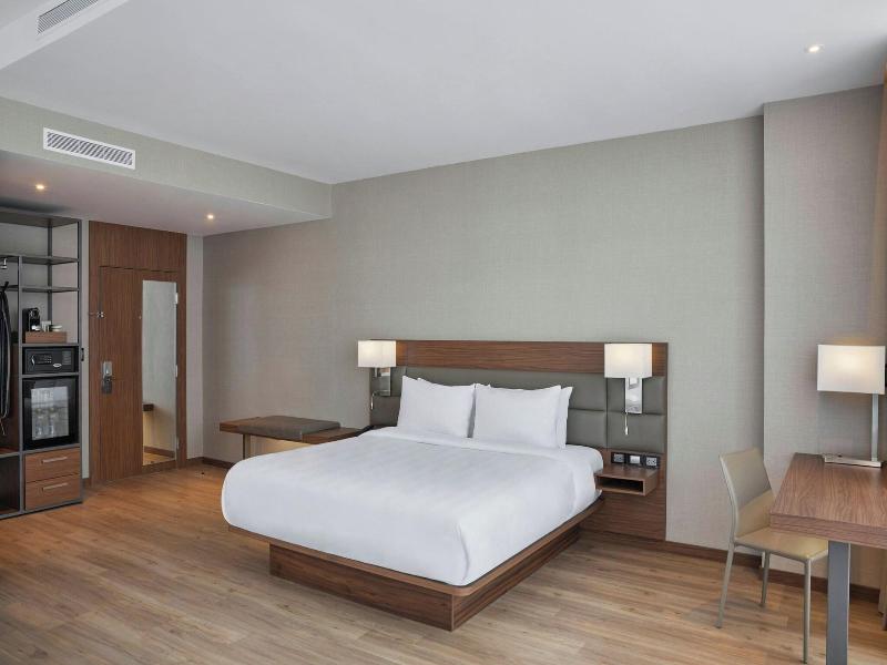 Ac Hotel By Marriott Saltillo image