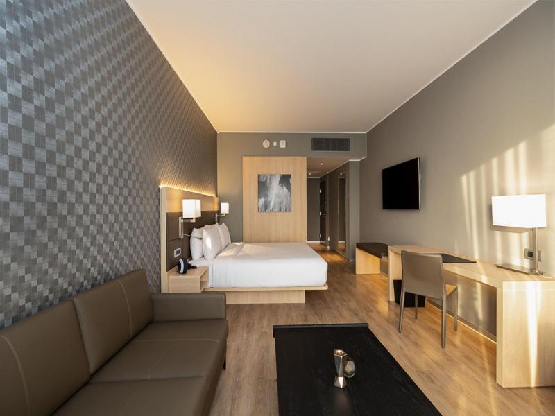 Ac Hotel By Marriott Saltillo image