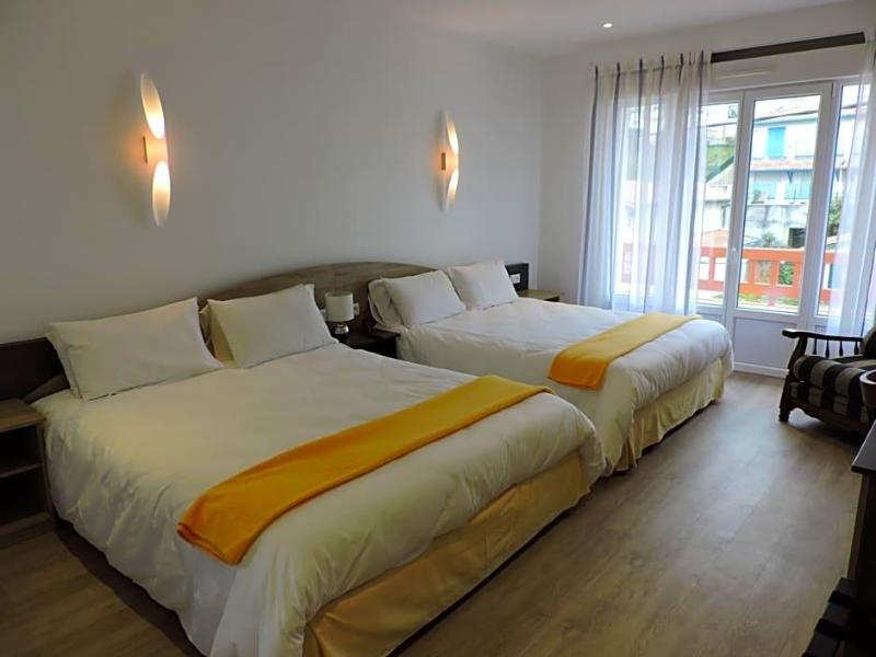 Hotel Uhainak image