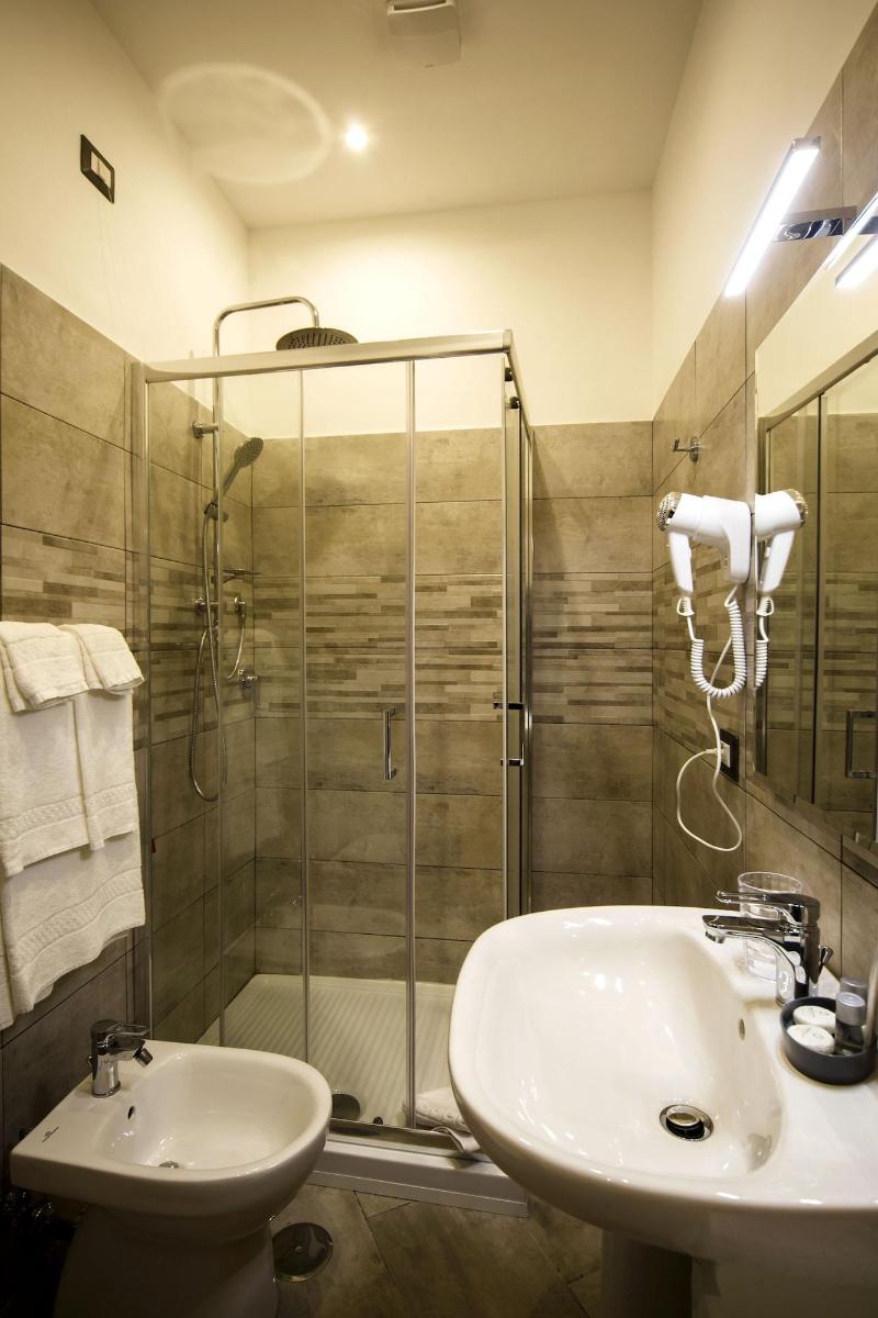 Residenza Tupini S.pietro Suites image
