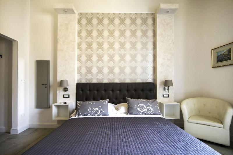 Residenza Tupini S.pietro Suites image