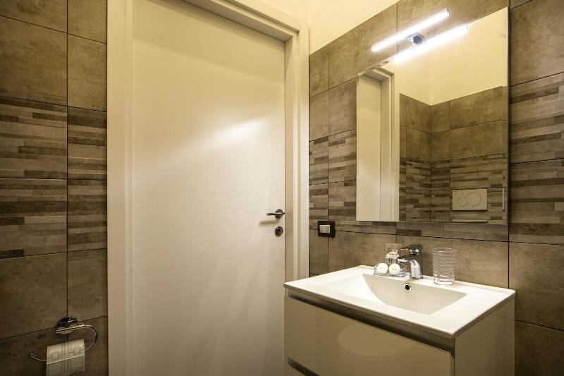 Residenza Tupini S.pietro Suites image