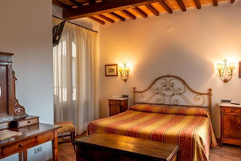 Hotel La Fonte Del Cerro image