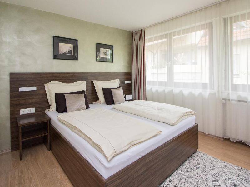 Landhotel Wolfschlugen image