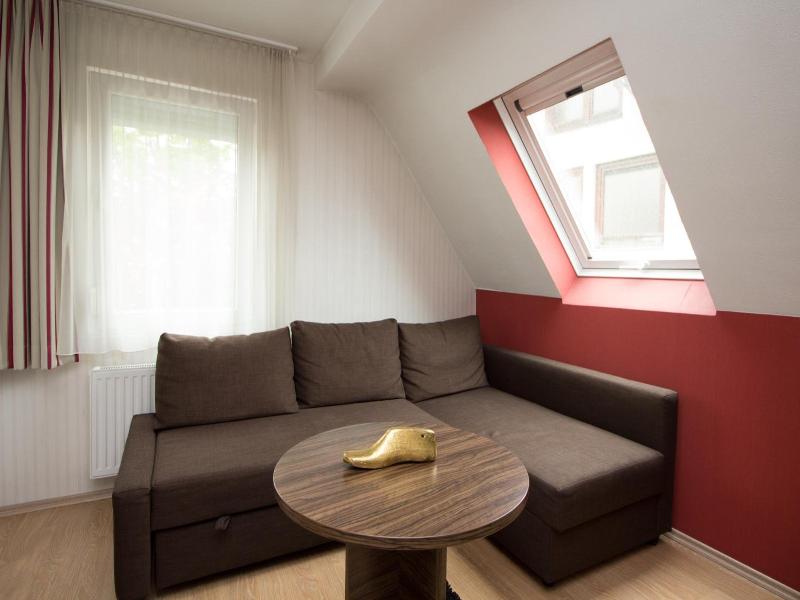Landhotel Wolfschlugen image