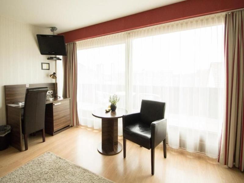 Landhotel Wolfschlugen image