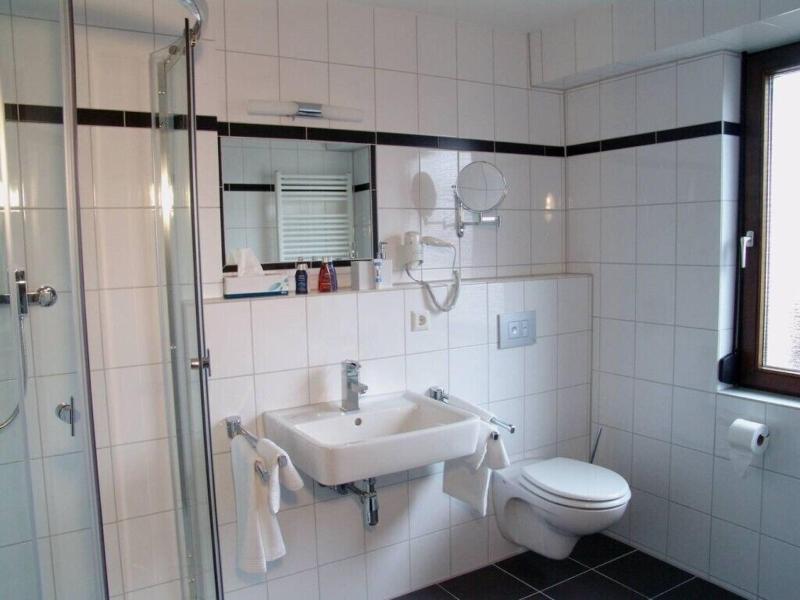 Landhotel Wolfschlugen image