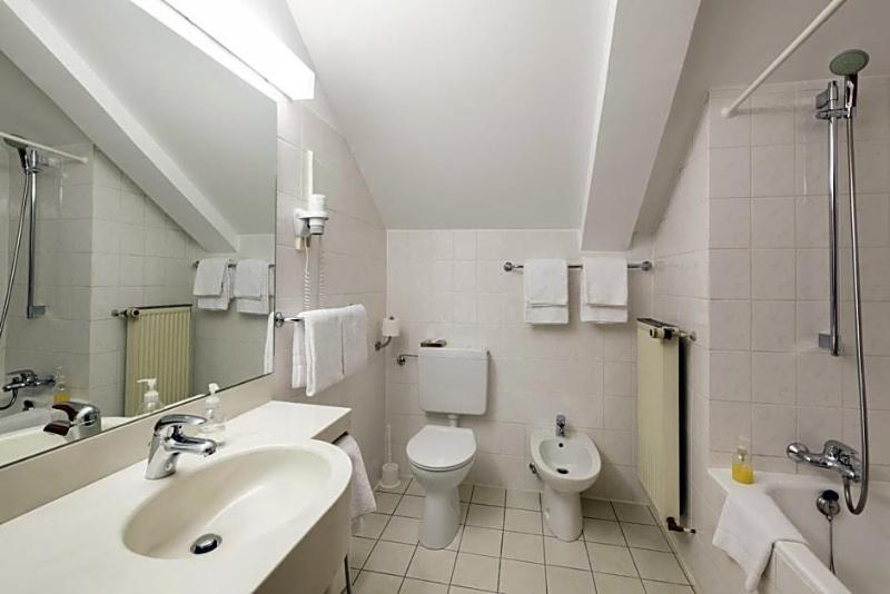 Hotel Bv Rgerhof Wetzlar image