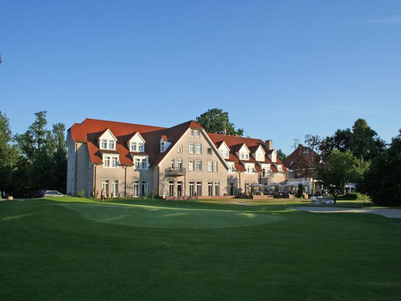 Ahauser Land Golfhotel image