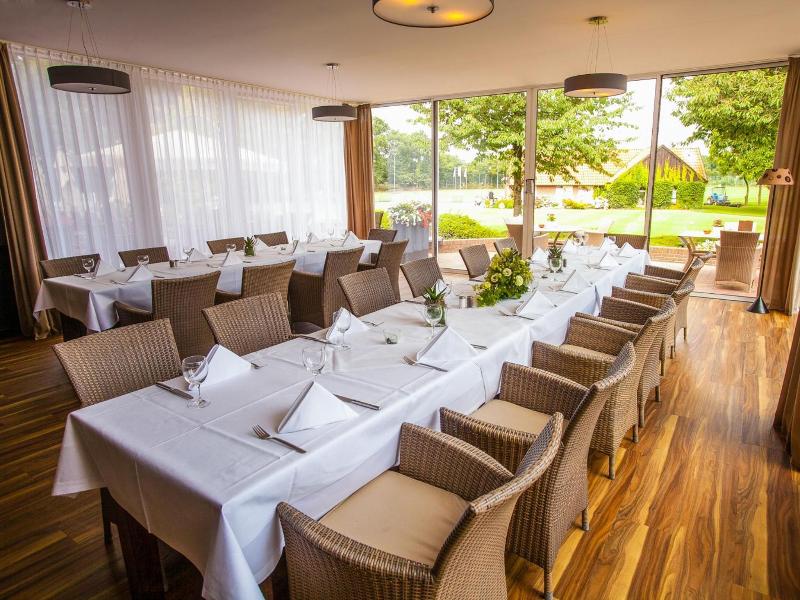 Ahauser Land Golfhotel image