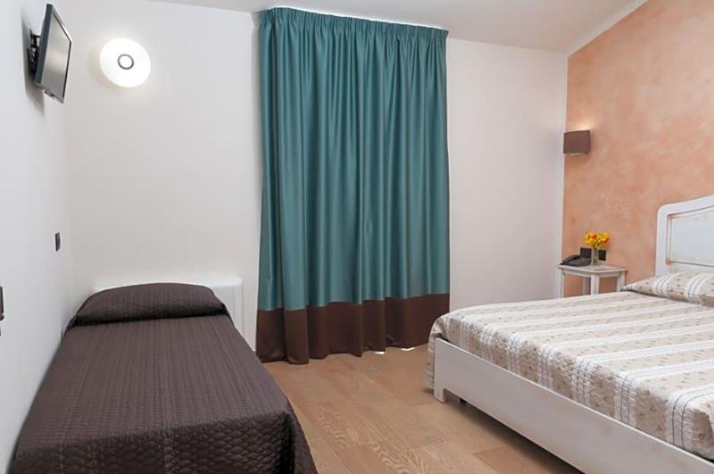 Hotel Donna Carmela Sede Unica A Sciacca image