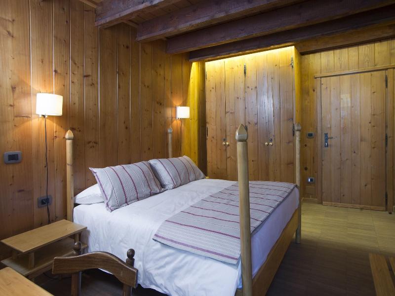 Albergo Ristorante Bucaneve image