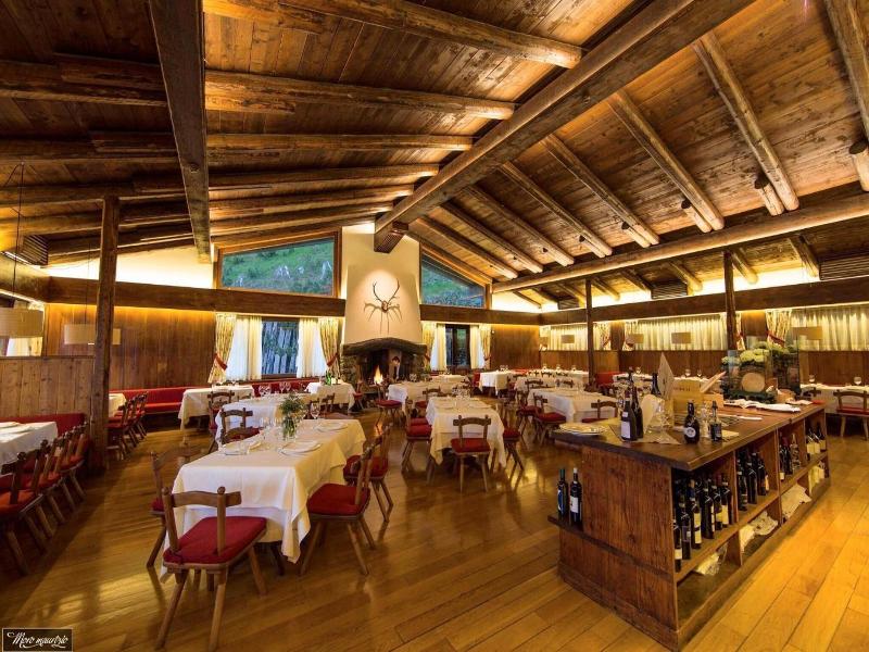 Albergo Ristorante Bucaneve image