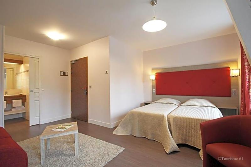 Logis Hv Tel De France image