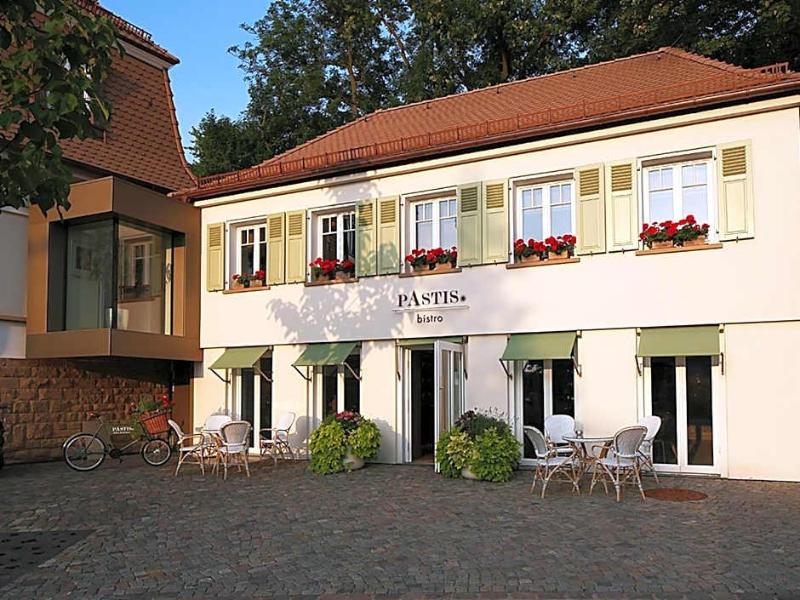 La Maison Hotel image