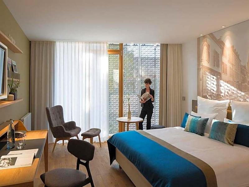 La Maison Hotel image