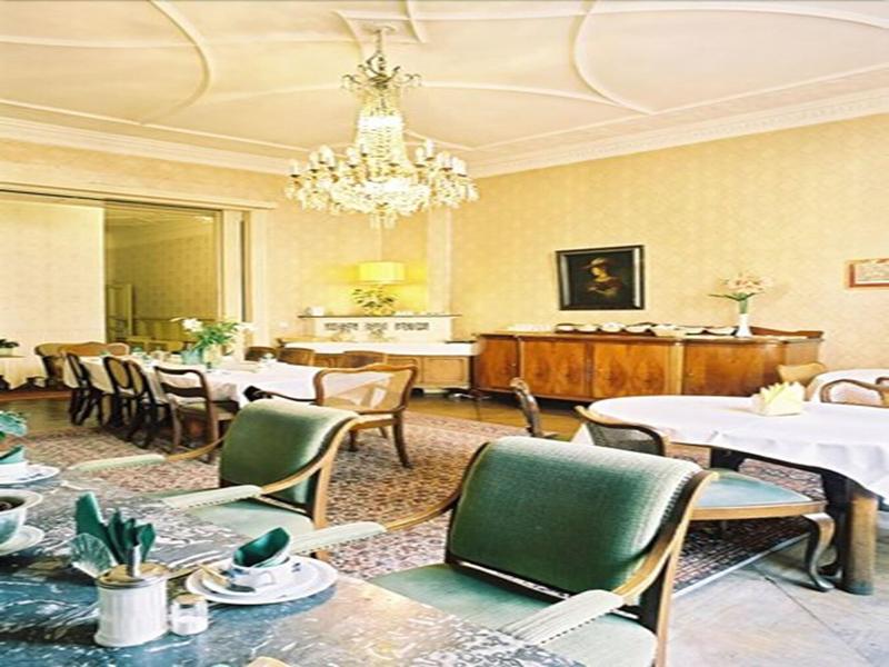 Hotel Pension Funk Am Kurfv Rstendamm image