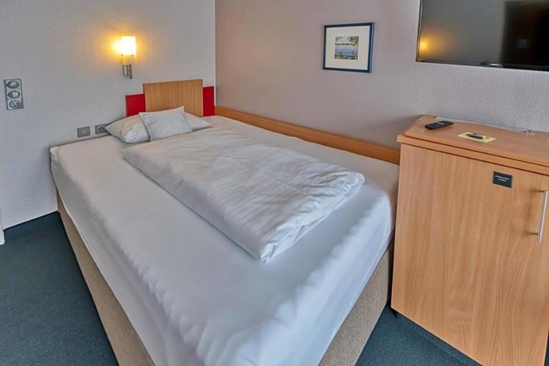 Ringhotel Ahrensburg image
