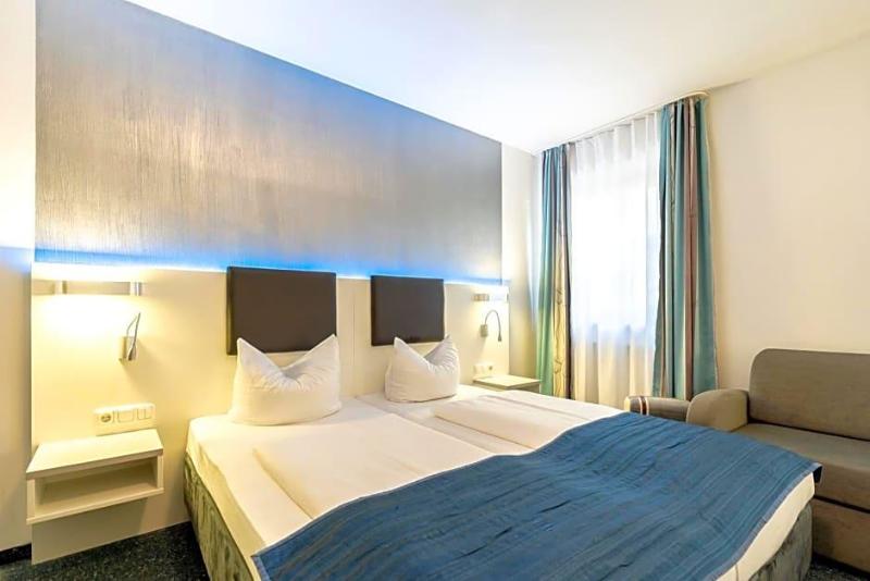 Hotel Wandinger Hof By Lehmann Hotels image
