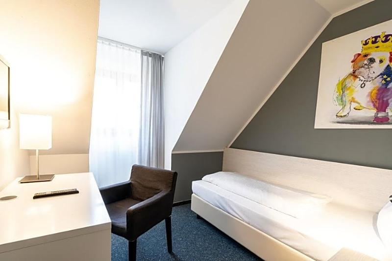 Hotel Wandinger Hof By Lehmann Hotels image