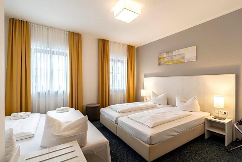 Hotel Wandinger Hof By Lehmann Hotels image