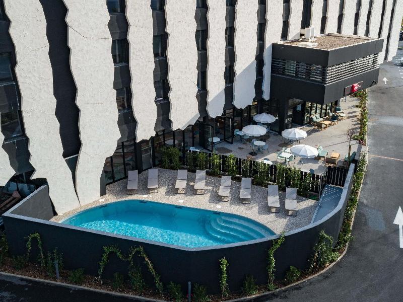 Ibis Lunel Petite Camargue image