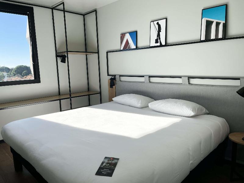 Ibis Lunel Petite Camargue image