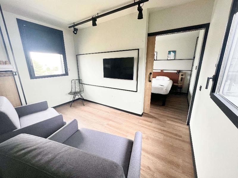 Ibis Lunel Petite Camargue image