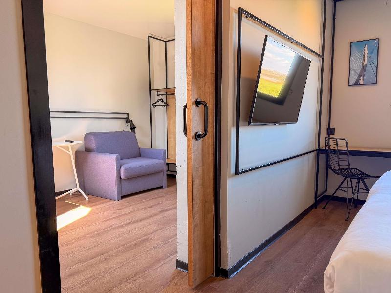 Ibis Lunel Petite Camargue image