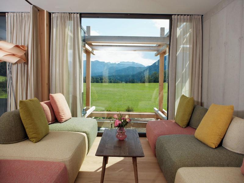 Hotel Bergeblick image
