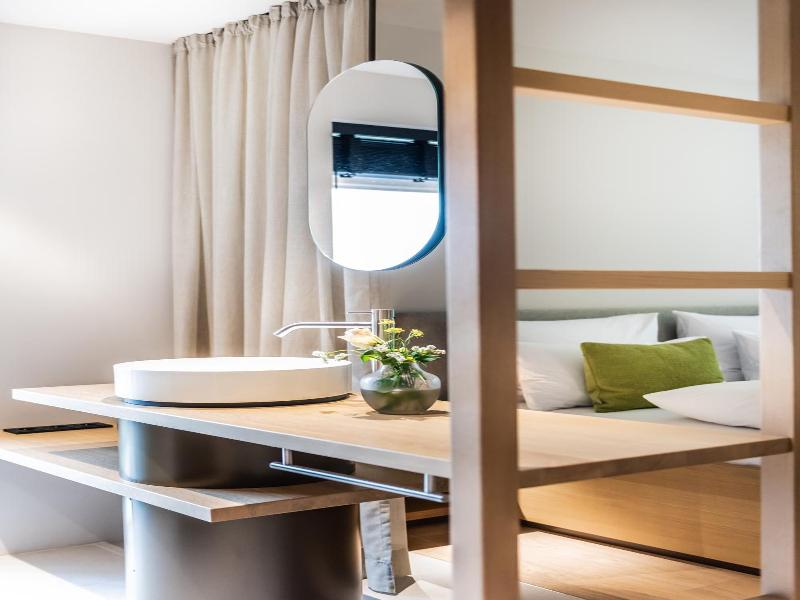 Hotel Bergeblick image