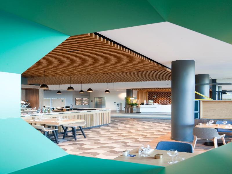 Holiday Inn Paris Cdg Airport image