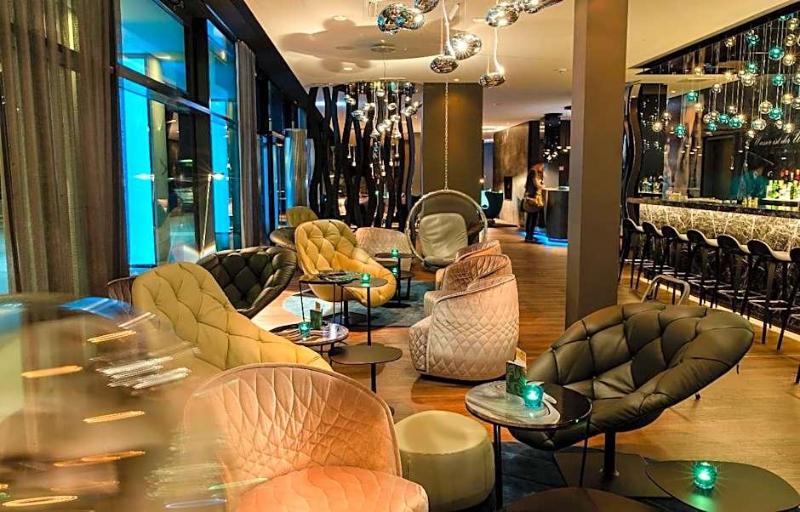 Motel One Stuttgart Bad Cannstatt image