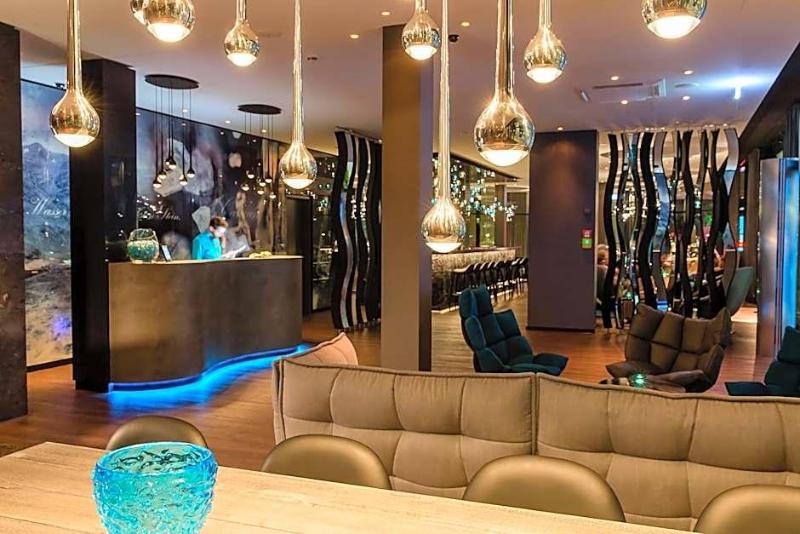 Motel One Stuttgart Bad Cannstatt image