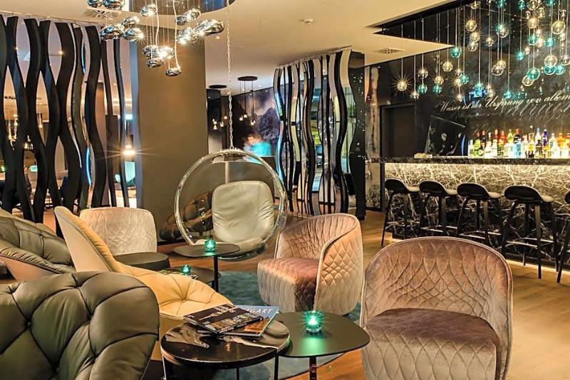 Motel One Stuttgart Bad Cannstatt image