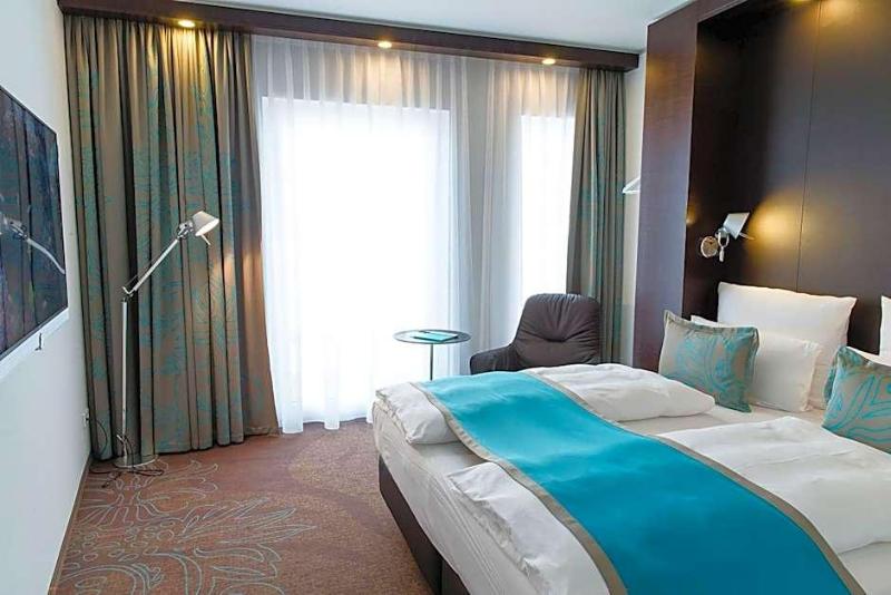 Motel One Stuttgart Bad Cannstatt image