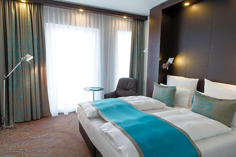 Motel One Stuttgart Bad Cannstatt image