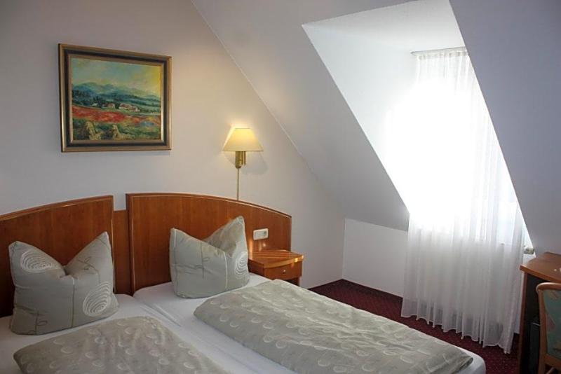 Landhotel Garni Am Mv Hlenwv Rth image