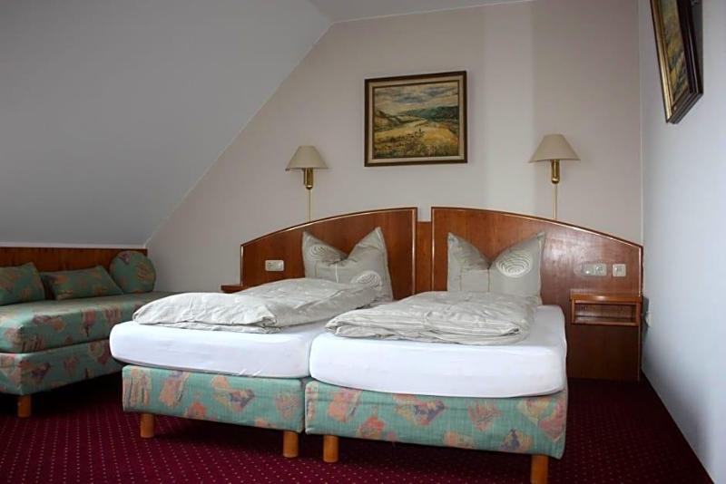 Landhotel Garni Am Mv Hlenwv Rth image