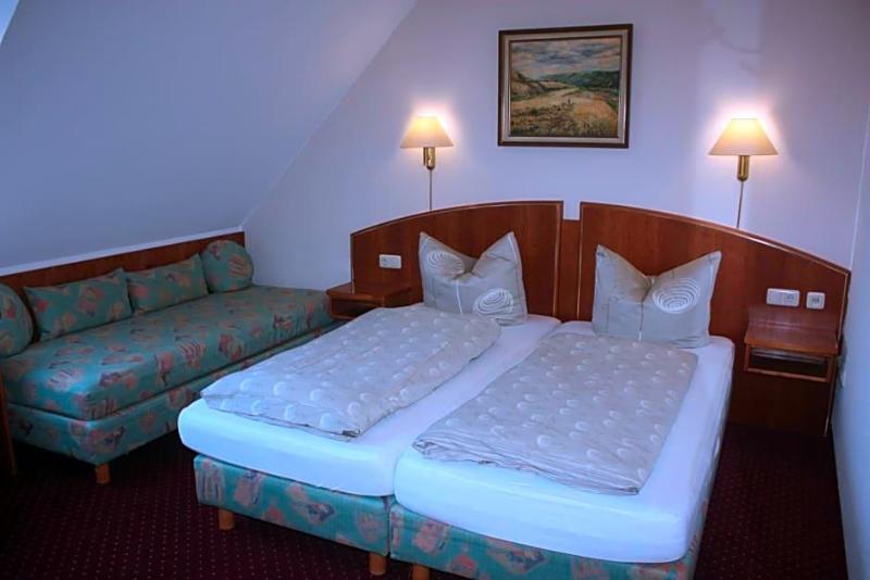 Landhotel Garni Am Mv Hlenwv Rth image