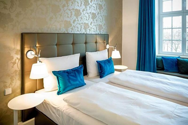 Motel One Magdeburg image