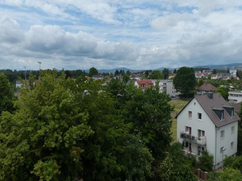 Central Hotel Eschborn image