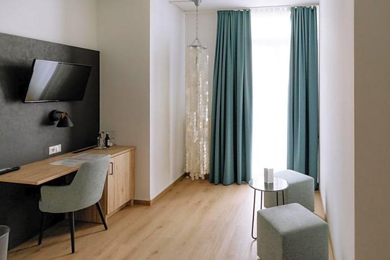Hotel Am Fluss image