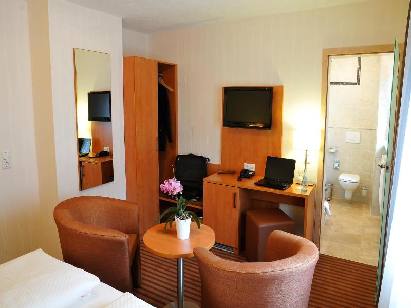 Hotel Nothwang image