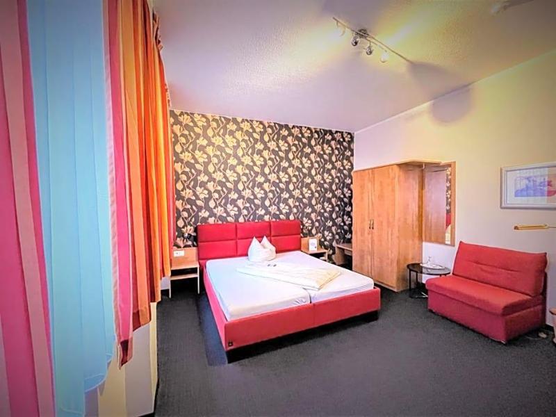 Arena Hotel image