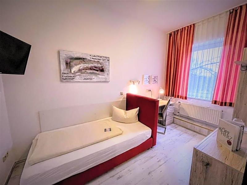 Arena Hotel image